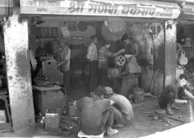 Kathmandu: strojní dílna