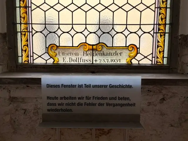 Lambach vitráž 